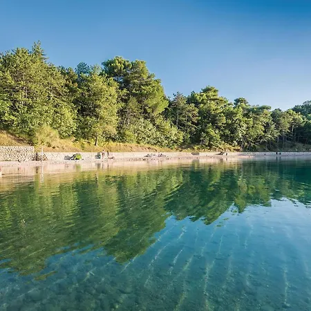 Апартаменты In With Wifi