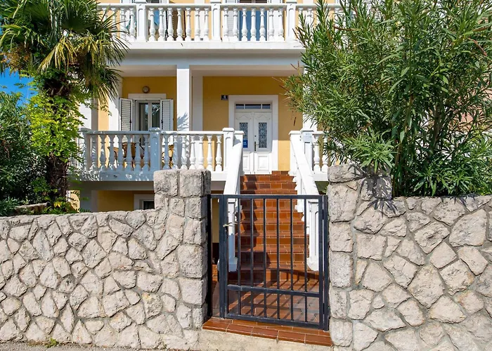 Apartment In With Wifi *